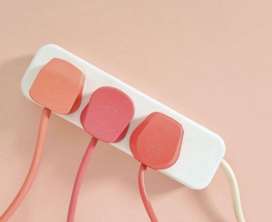 plugs in an extension lead